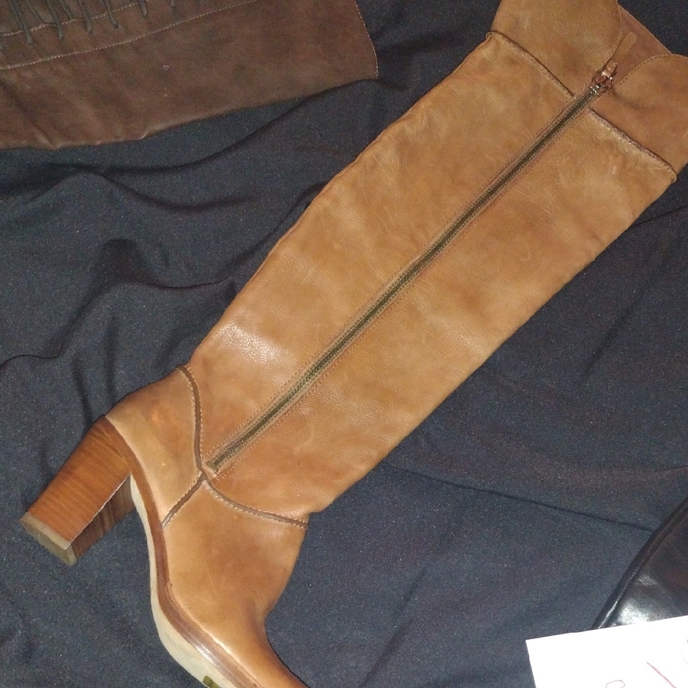 Via Spiga Women's Tan Leather Knee-High Boots